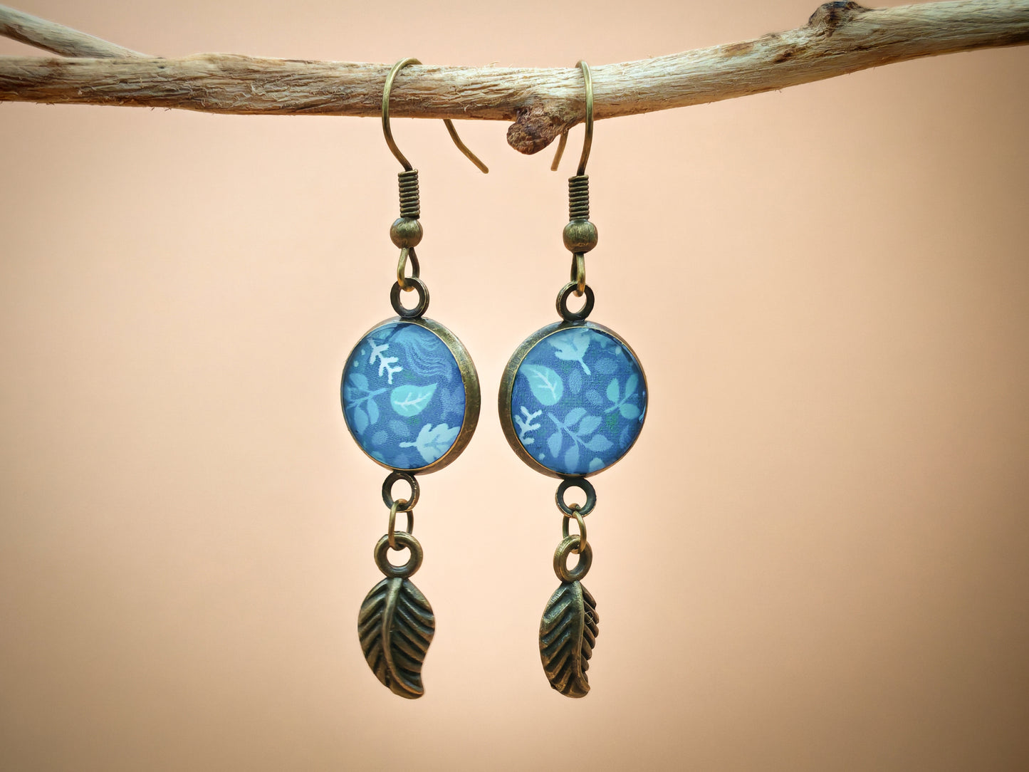 Boucles d’oreilles – Murmures d’ombre bleue