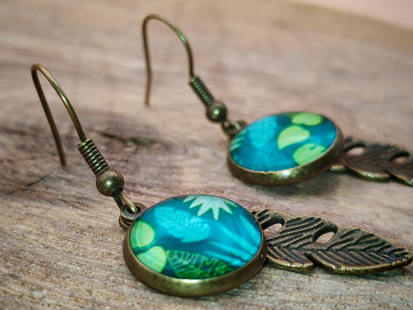 Boucles d’oreilles – Feuillage d’ombre et de lumière