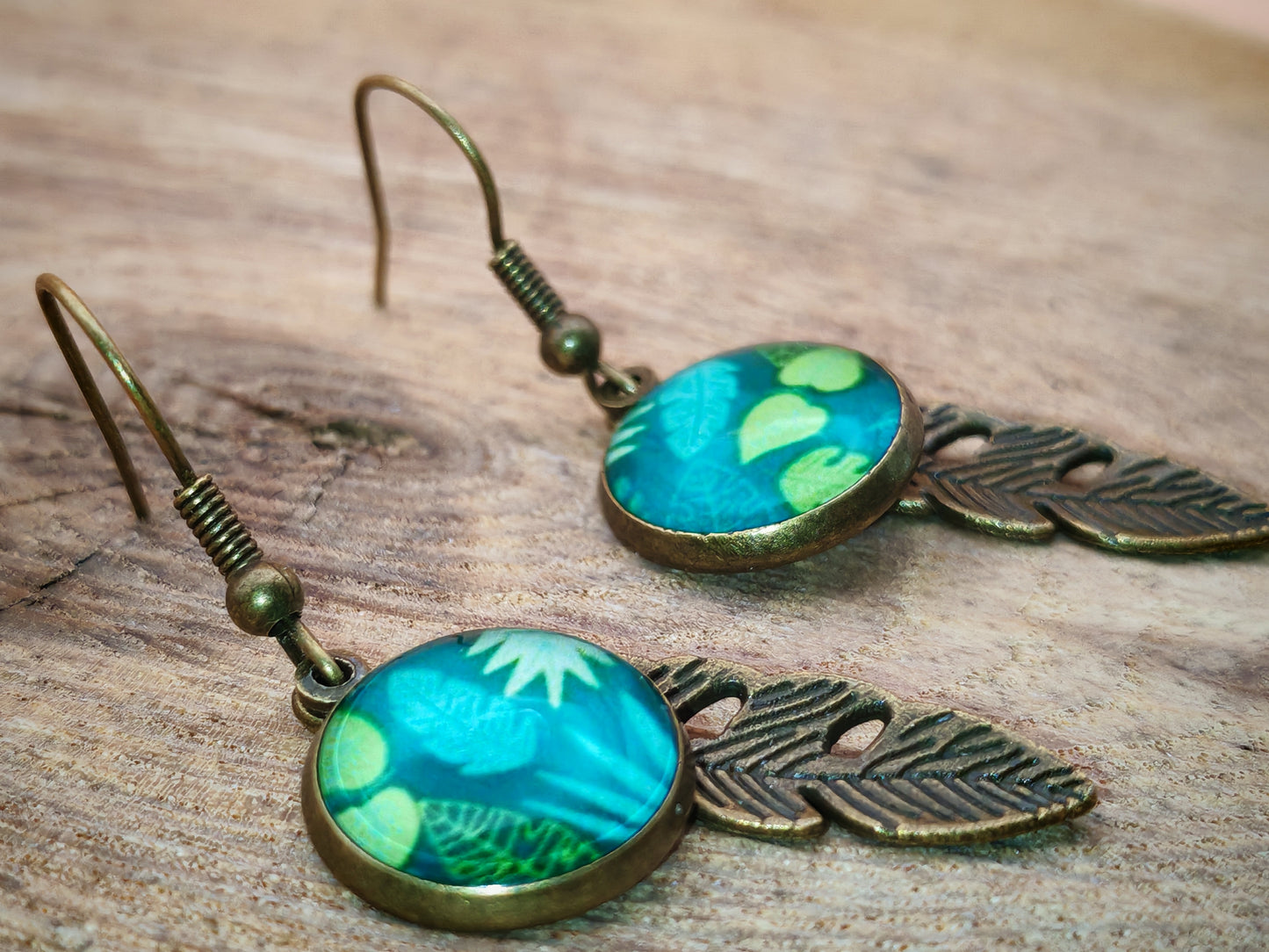 Boucles d’oreilles – Feuillage d’ombre et de lumière
