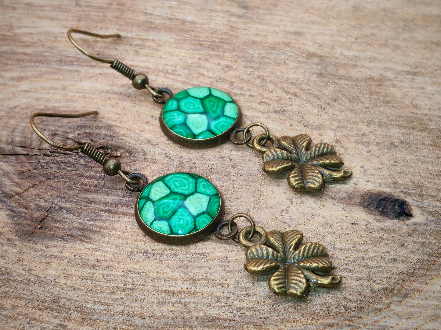 Boucles d’oreilles – Trèfle émeraude