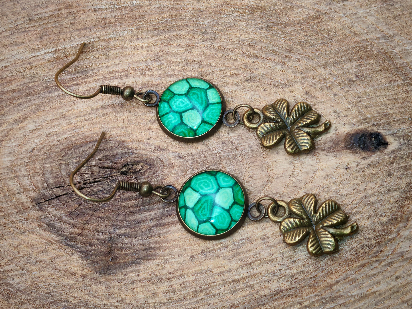 Boucles d’oreilles – Trèfle émeraude