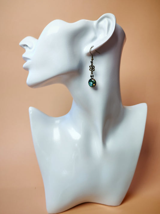 Boucles d’oreilles – Fleurs suspendues à la nuit