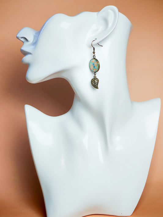 Boucles d’oreilles – Jardin paisley et feuille bronze