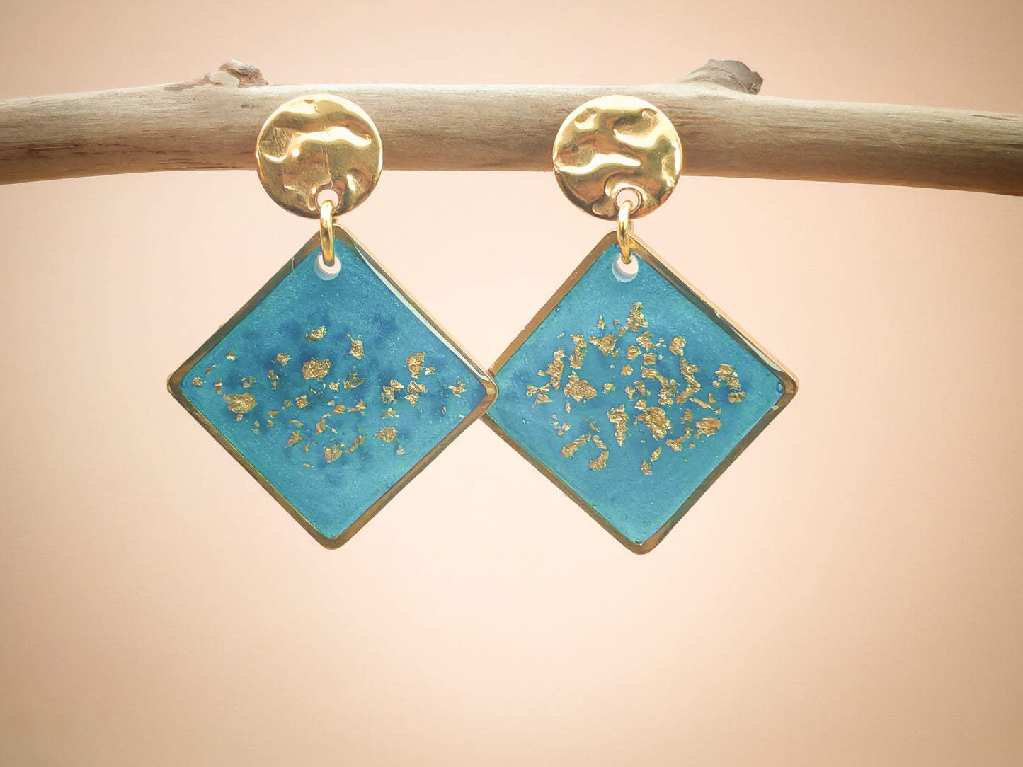 Boucles d’oreilles – Reflets célestes et éclats d’or