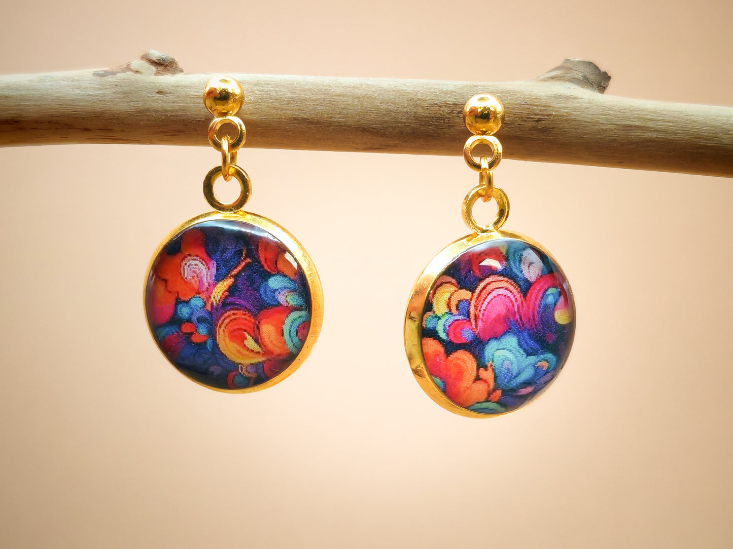 Boucles d’oreilles – Tourbillons flamboyants sur nuit profonde