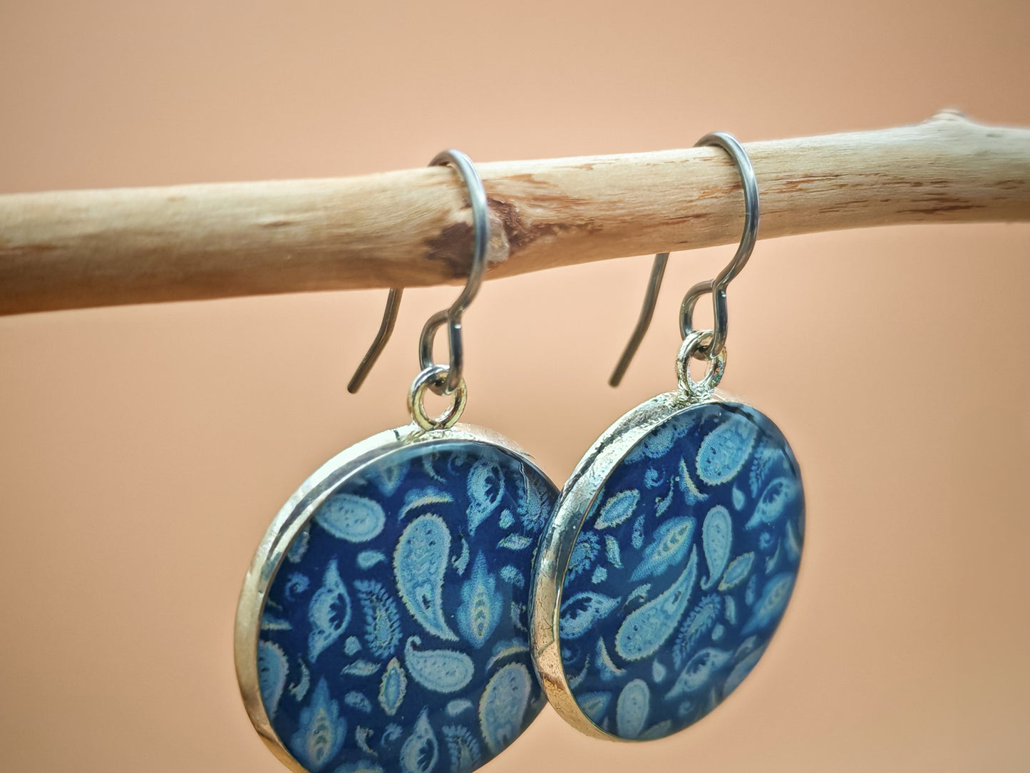 Option – Paire de crochets en titane pour oreilles sensibles