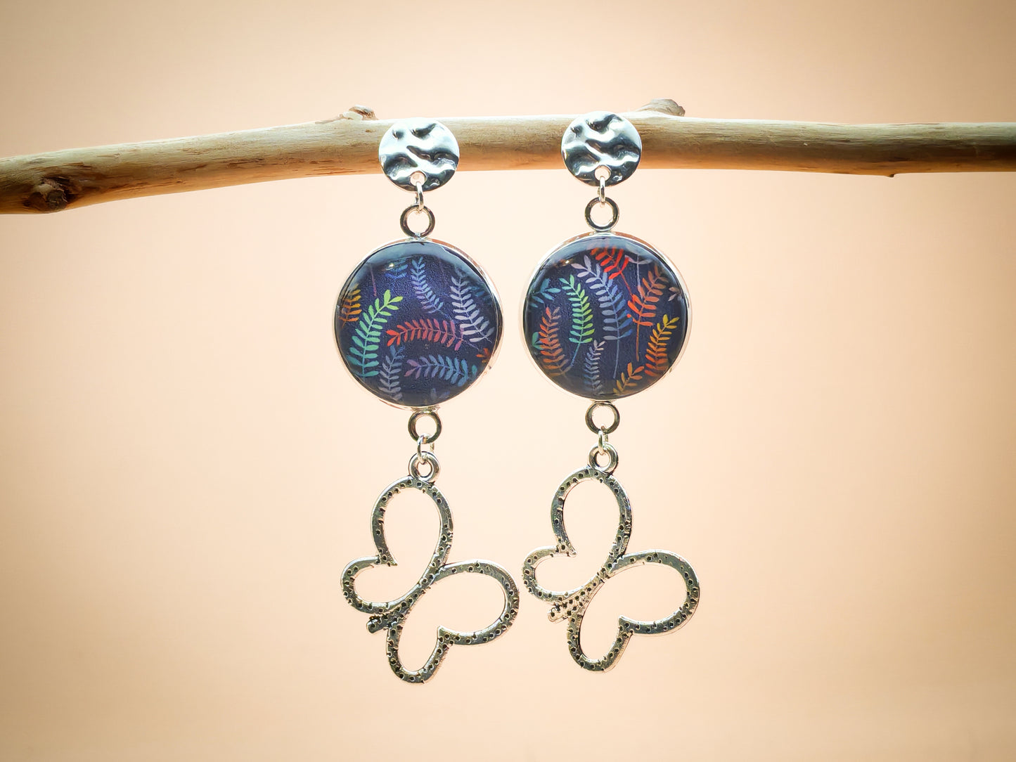 Boucles d'oreilles – Feuilles d’arc-en-ciel et papillons d'argent