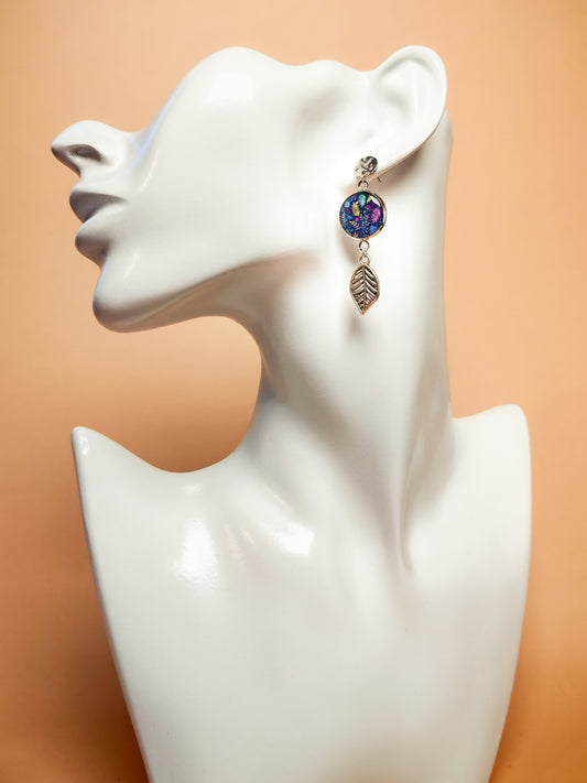 Boucles d'oreilles – Feuilles d’arc-en-ciel et reflets de forêt