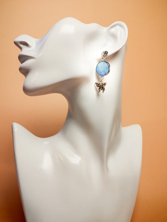 Boucles d'oreilles – Mandalas givrés et papillons d’azur