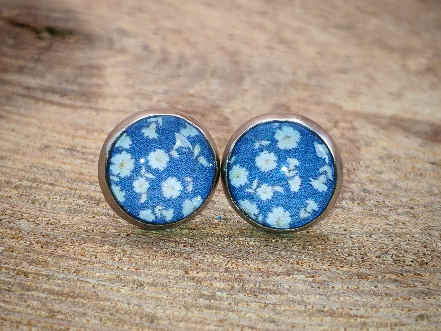 Clous cabochon de 8 mm – Fleurs de porcelaine