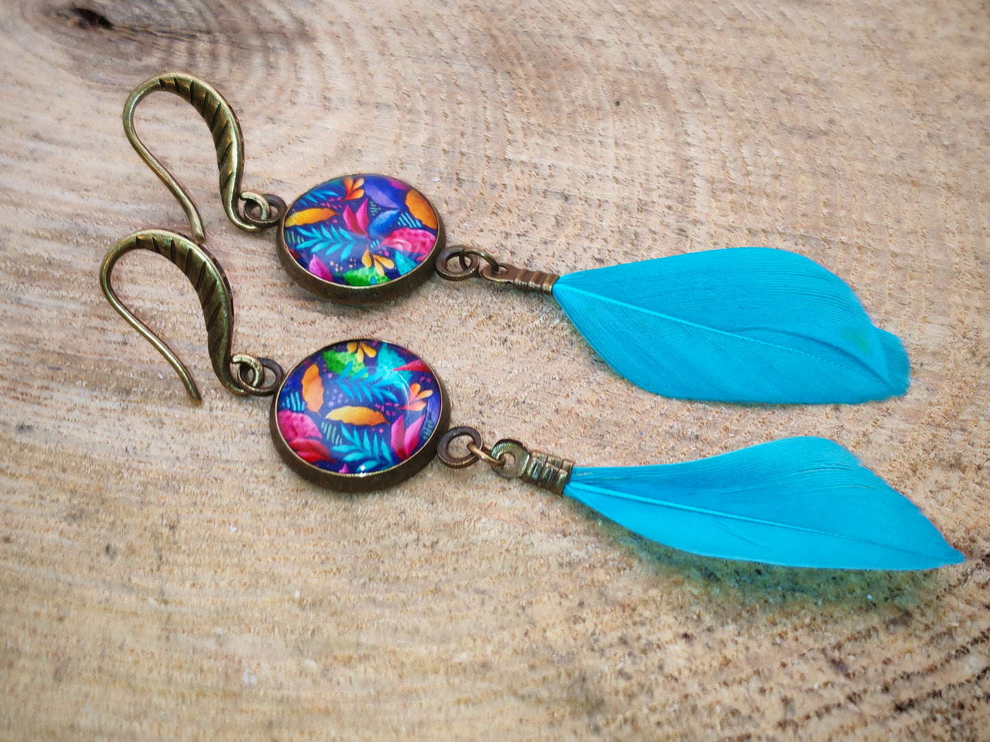 Boucles d’oreilles – Forêt tropicale et plume azur