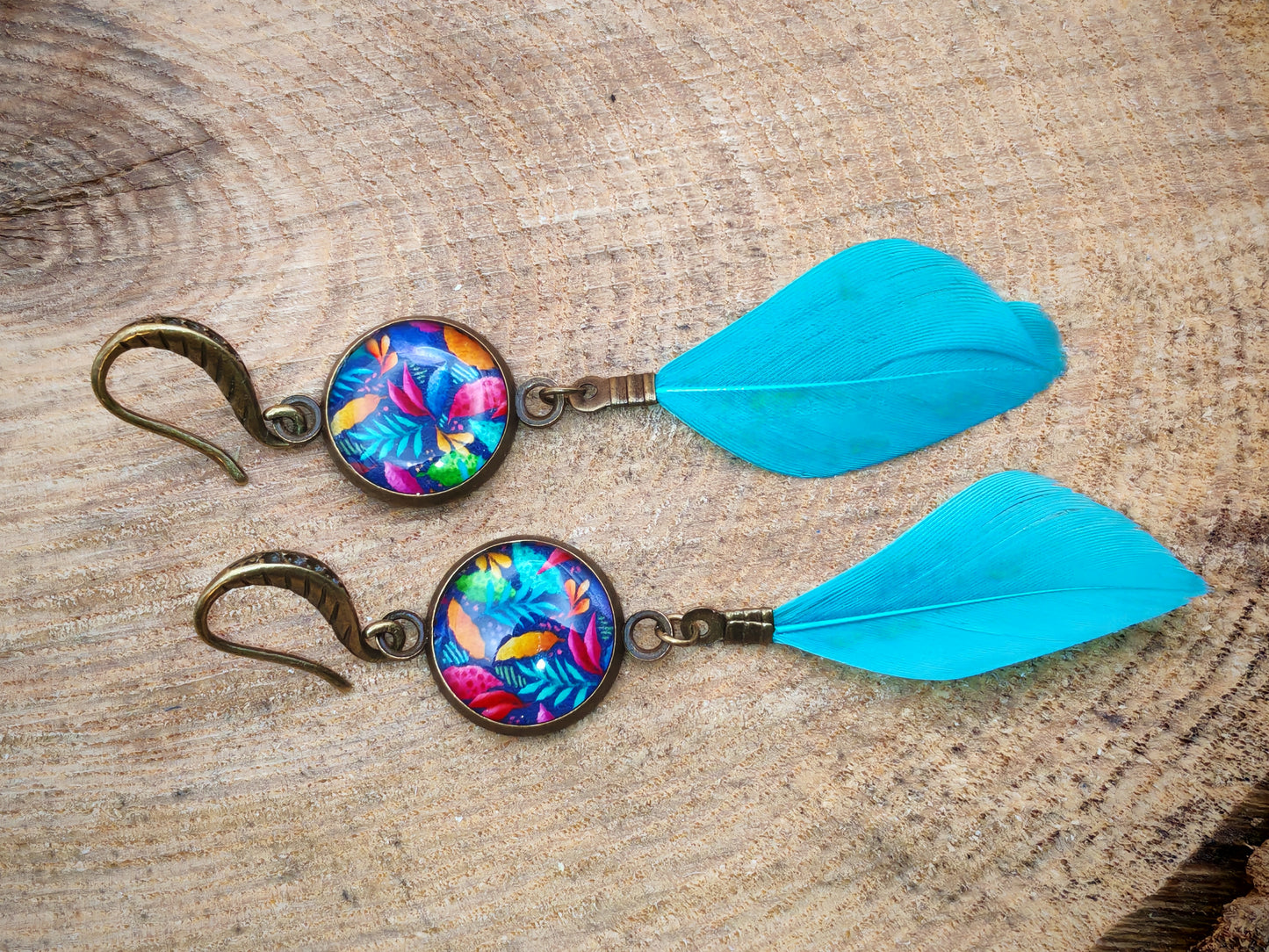 Boucles d’oreilles – Forêt tropicale et plume azur