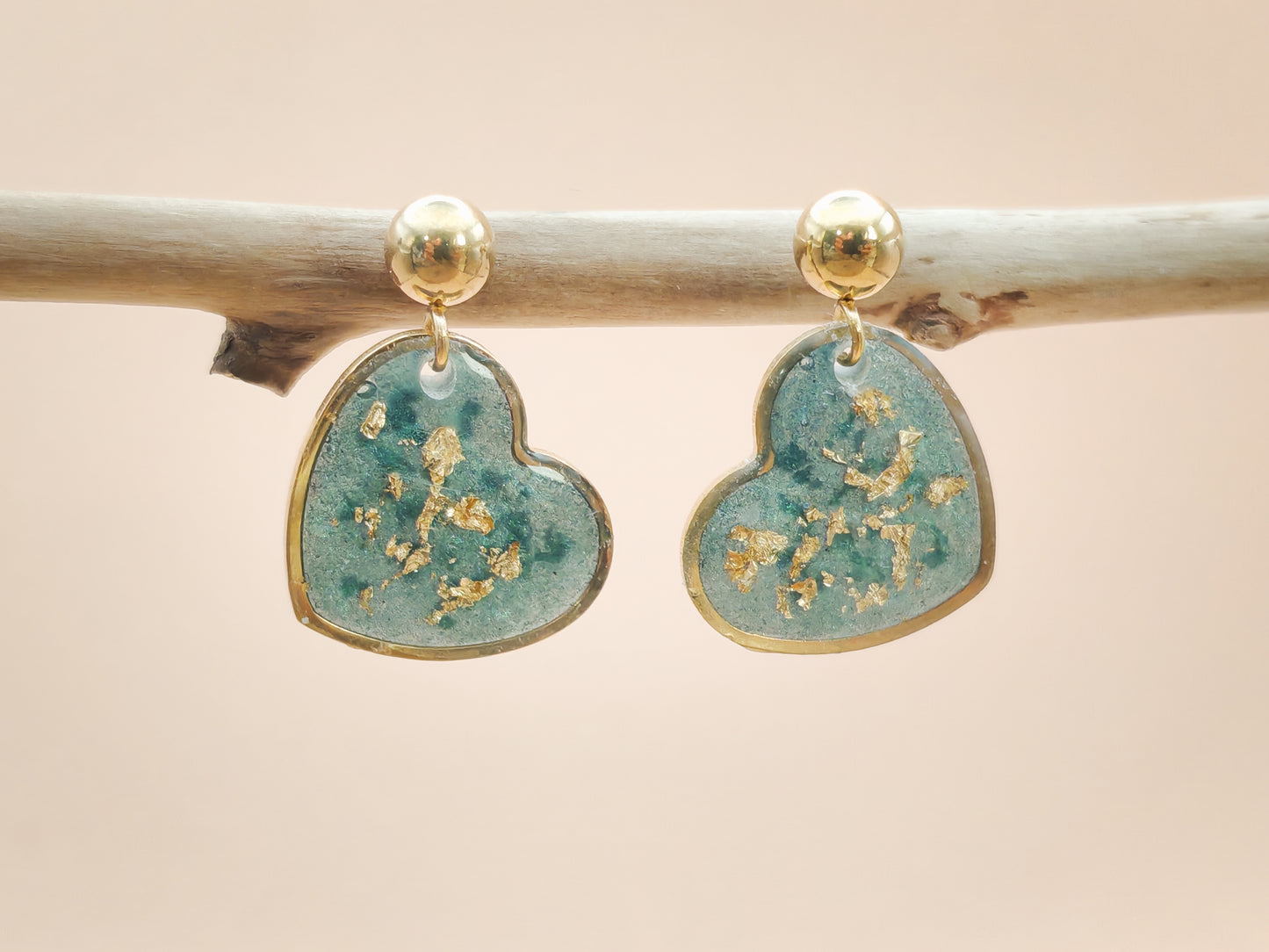 Clous d’oreilles – Cœur de vert profond