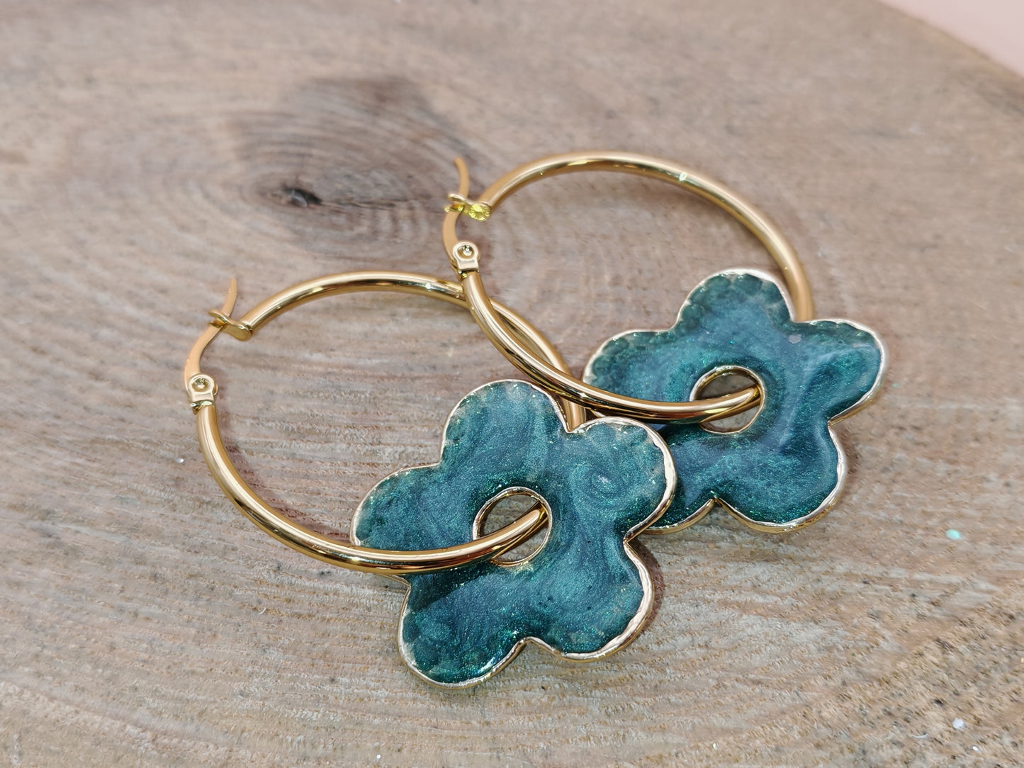 Boucles d’oreilles – Fleurs vert profond