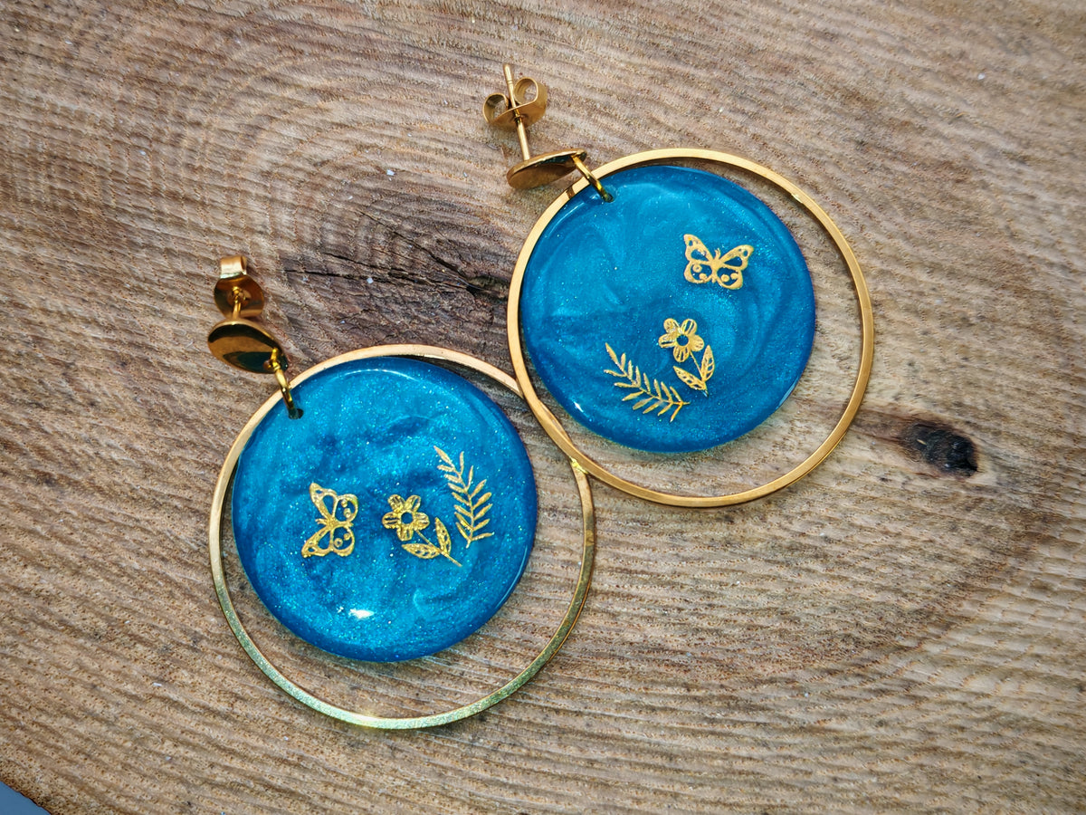 Boucles d’oreilles – Jardin doré sur bleu profond