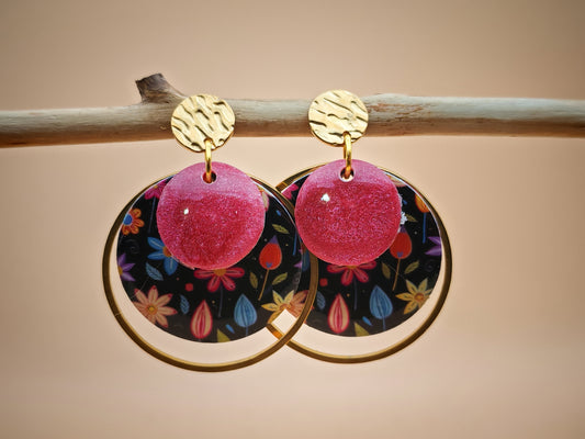 Boucles d’oreilles – Fleurs éclatantes sur fond noir