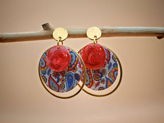 Boucles d’oreilles – Cachemire lumineux et rouge intense