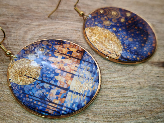 Boucles d’oreilles Klimt – Village doré sous ciel étoilé