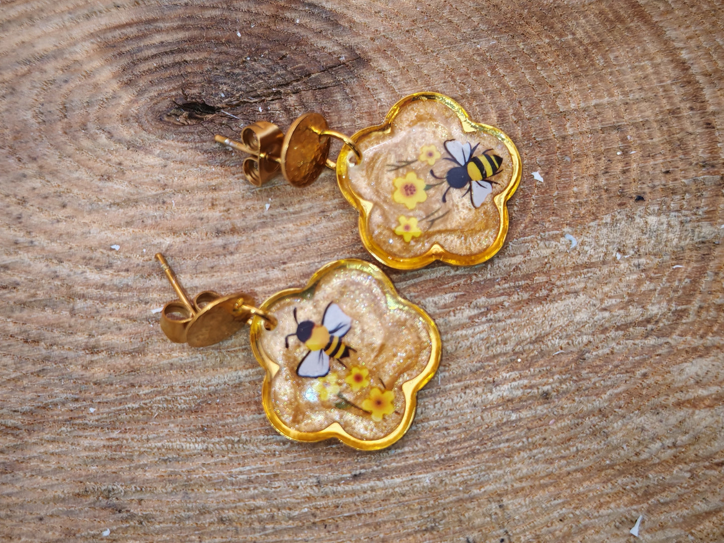 Boucles d’oreilles – Abeilles en fleurs de pollen doré