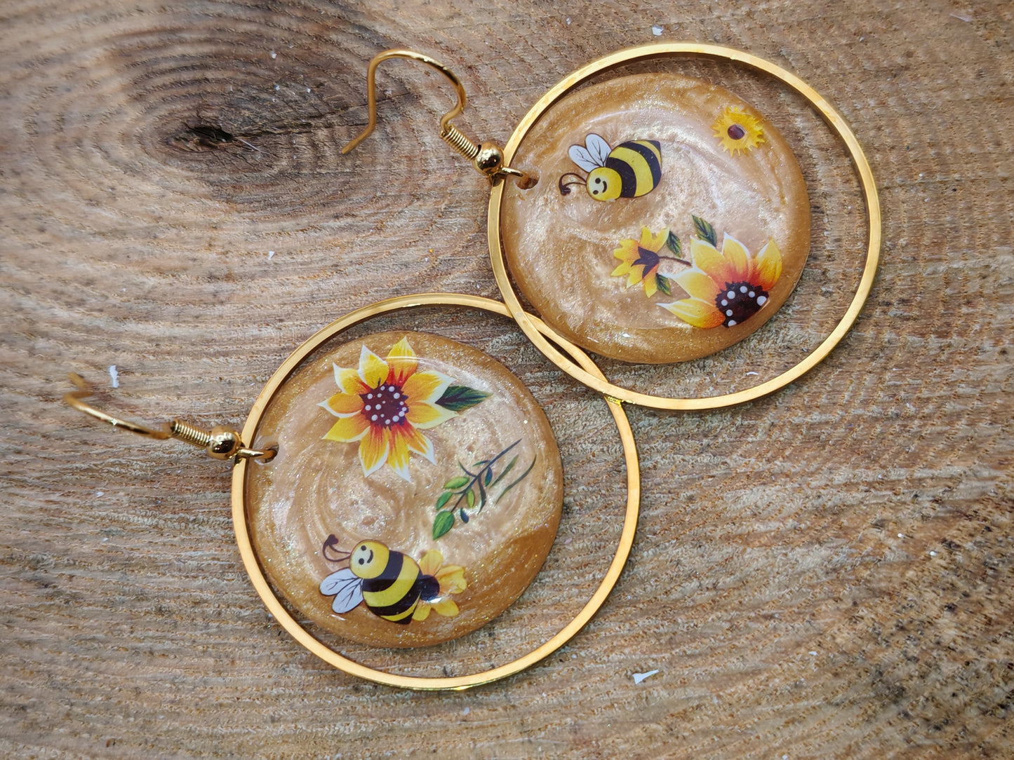 Boucles d’oreilles – Abeilles joyeuses en éclats de pollen