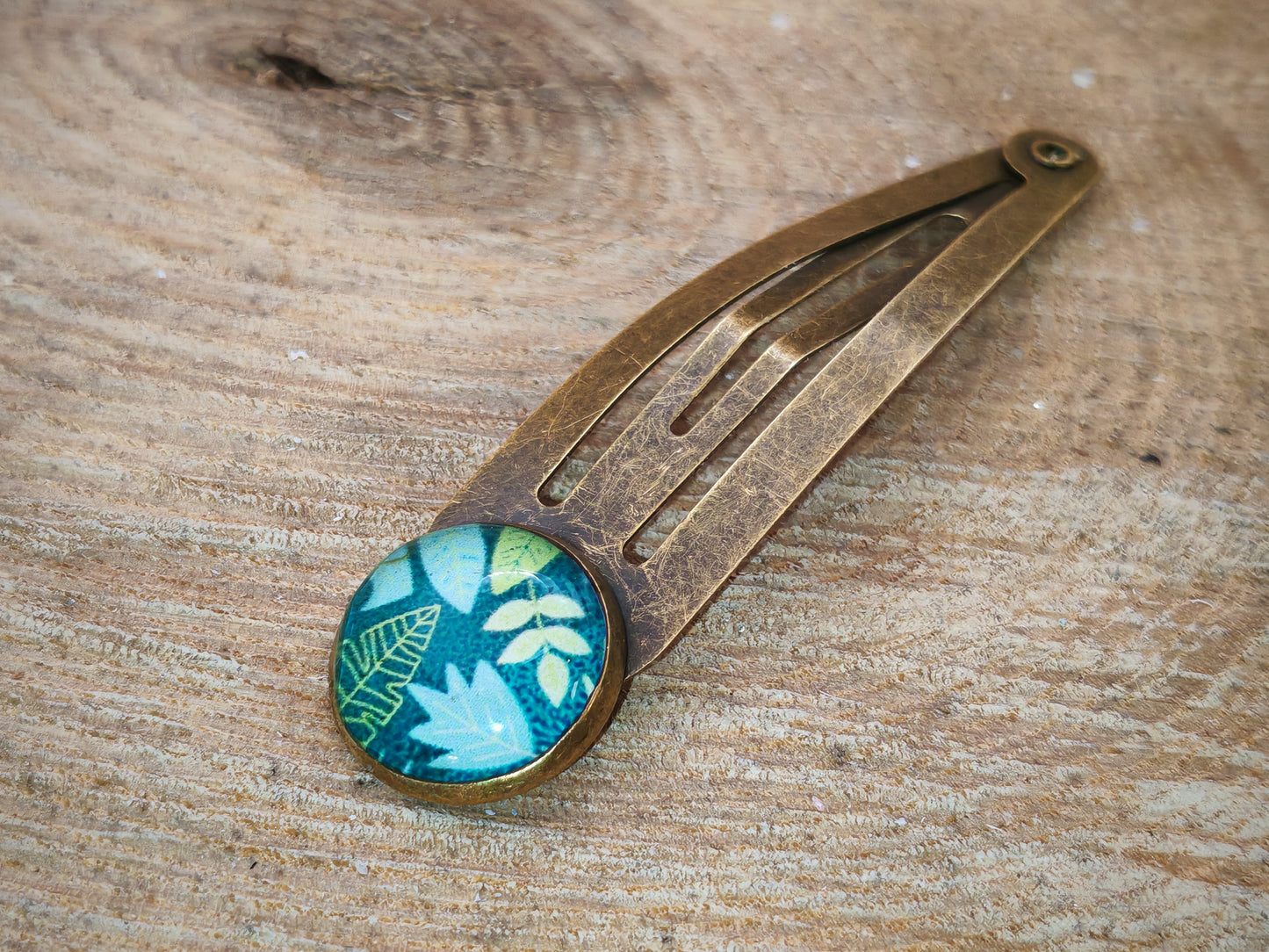 Barrette – Feuilles d’émeraude