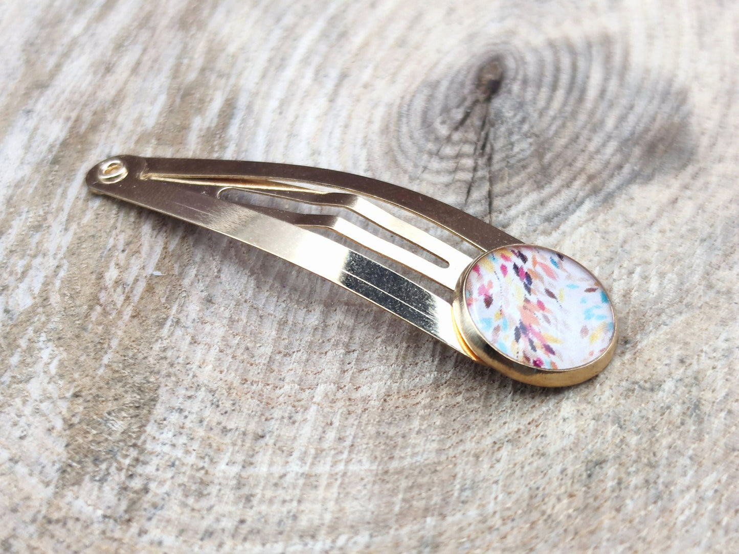 Barrette, cabochon de 12 mm de diamètre en résine sur imprimé, fait main