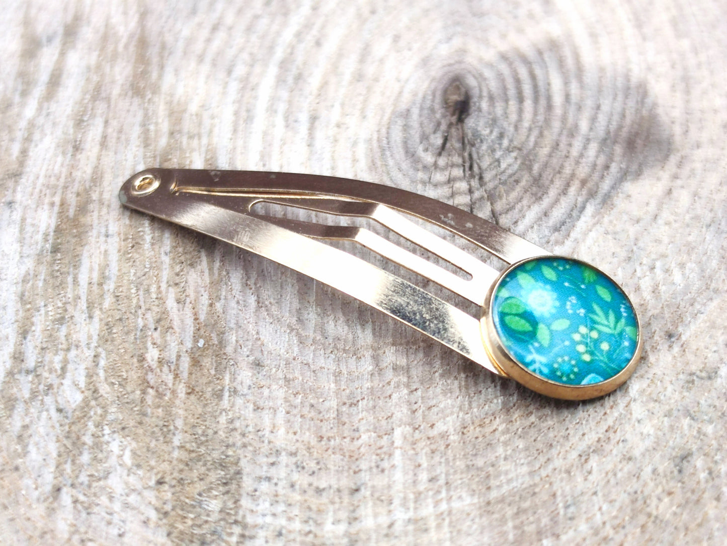 Barrette, cabochon de 12 mm de diamètre en résine sur imprimé, fait main