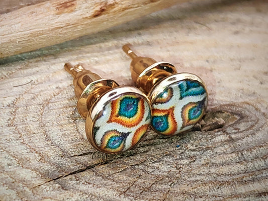 Clous d'oreille, cabochon de 6mm de diamètre en résine sur imprimé, fait main