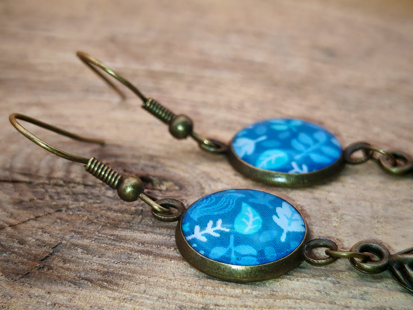 Boucles d’oreilles – Murmures d’ombre bleue