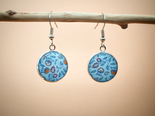 Boucles d’oreilles – Douceur florale sur ciel pastel