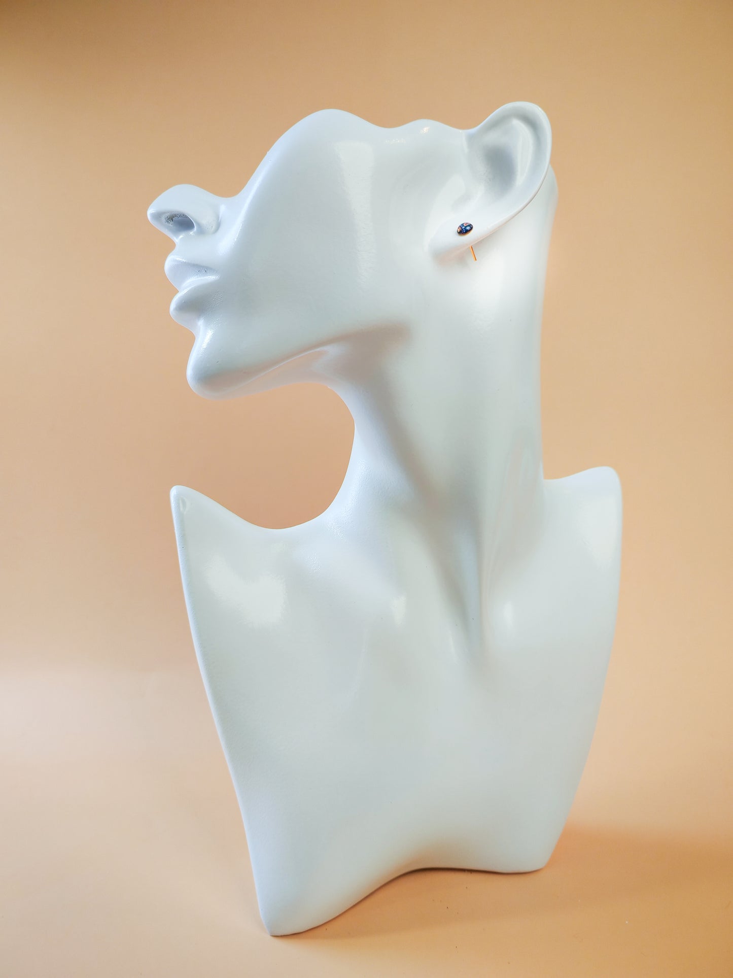 Clous d'oreilles - Éclats célestes sur fond d’Orient