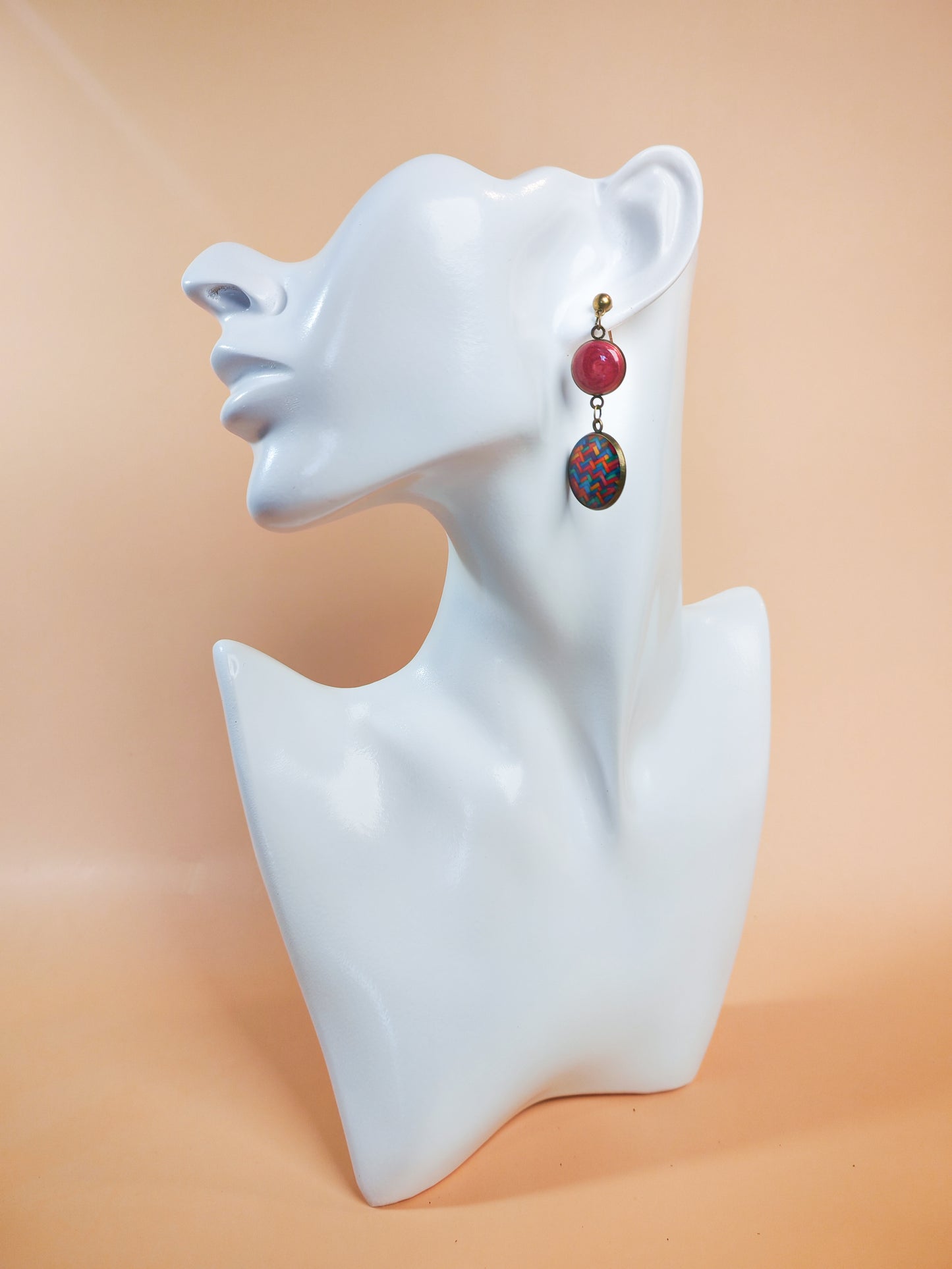 Boucles d’oreilles – Tissage carmin