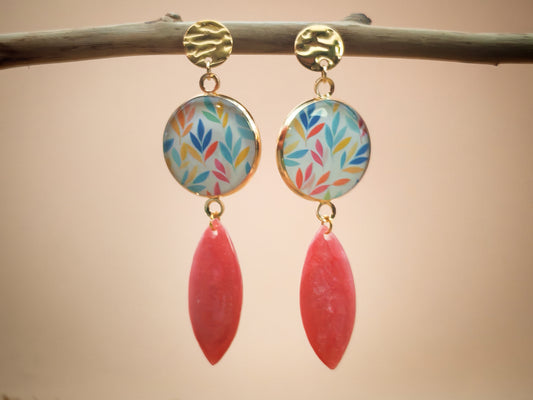 Boucles d’oreilles – Feuilles en fête et goutte framboise