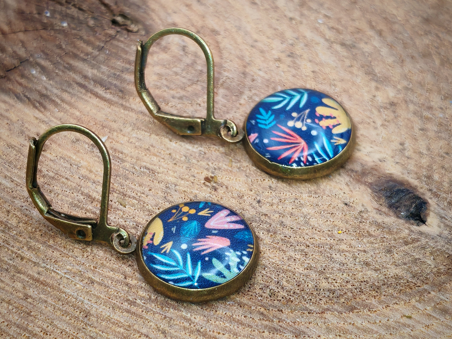 Boucles d’oreilles dormeuses – Herbes folles sous la lune