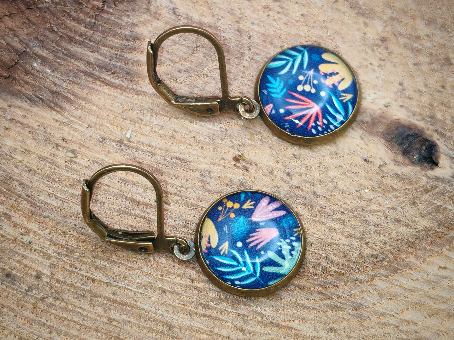 Boucles d’oreilles dormeuses – Herbes folles sous la lune