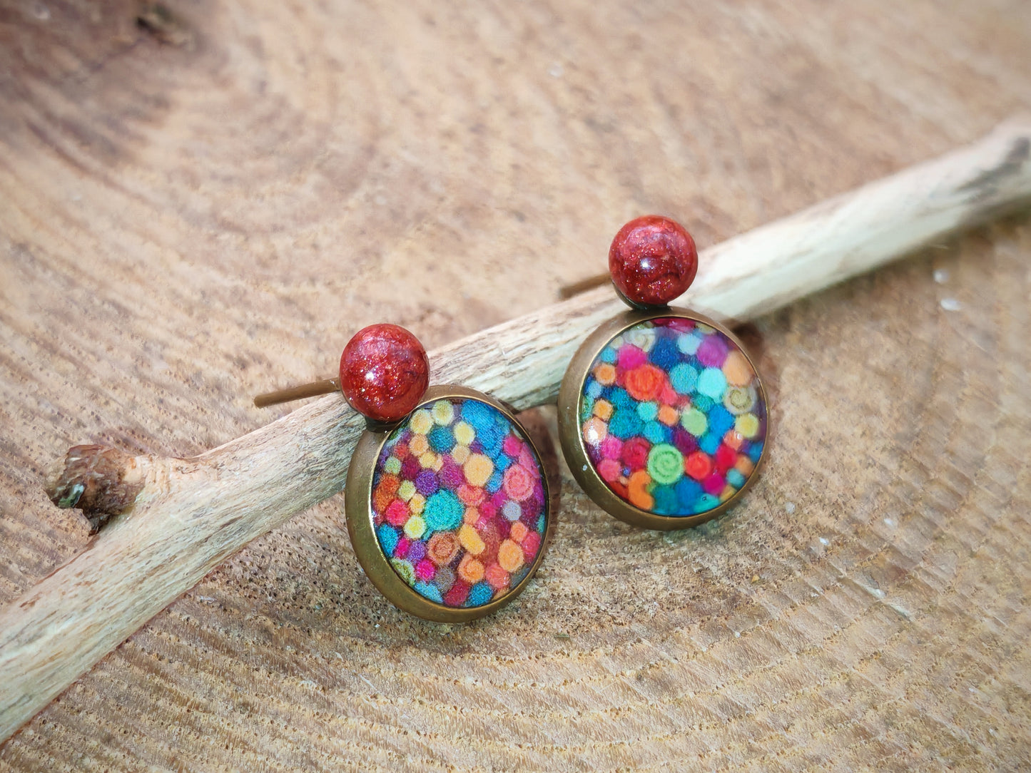 Clous d’oreilles – Confettis de fête