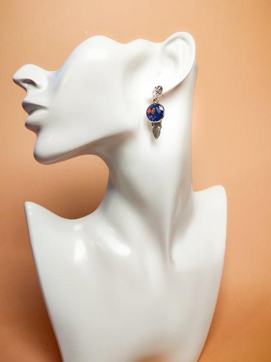 Boucles d'oreilles – Nuit florale et plumes d'argent