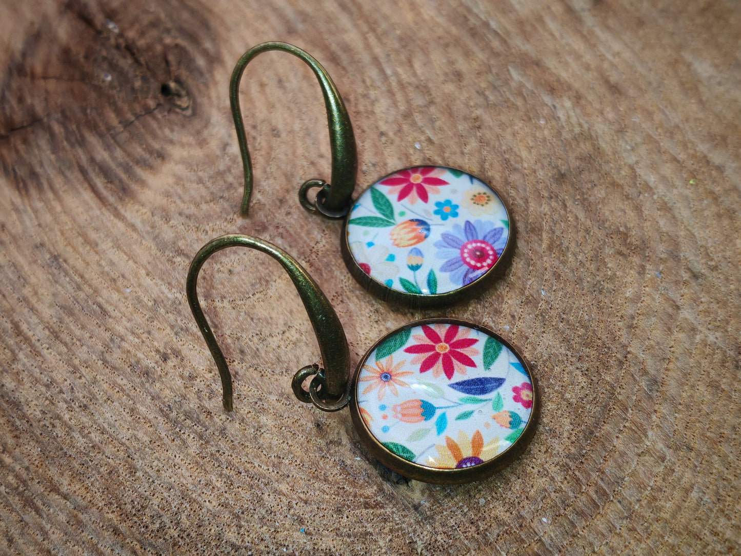 Boucles d’oreilles – Jardin en fête sur fond ivoire
