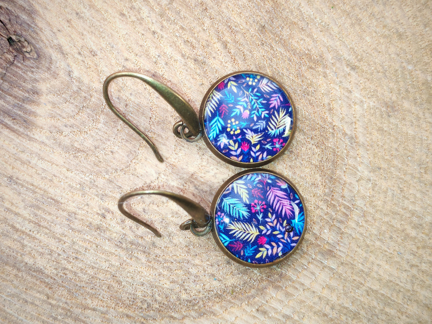 Boucles d’oreilles – Forêt enchantée sous ciel d’encre