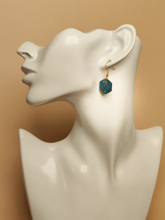 Boucles d’oreilles – Éclats d’or sur lagon bleu