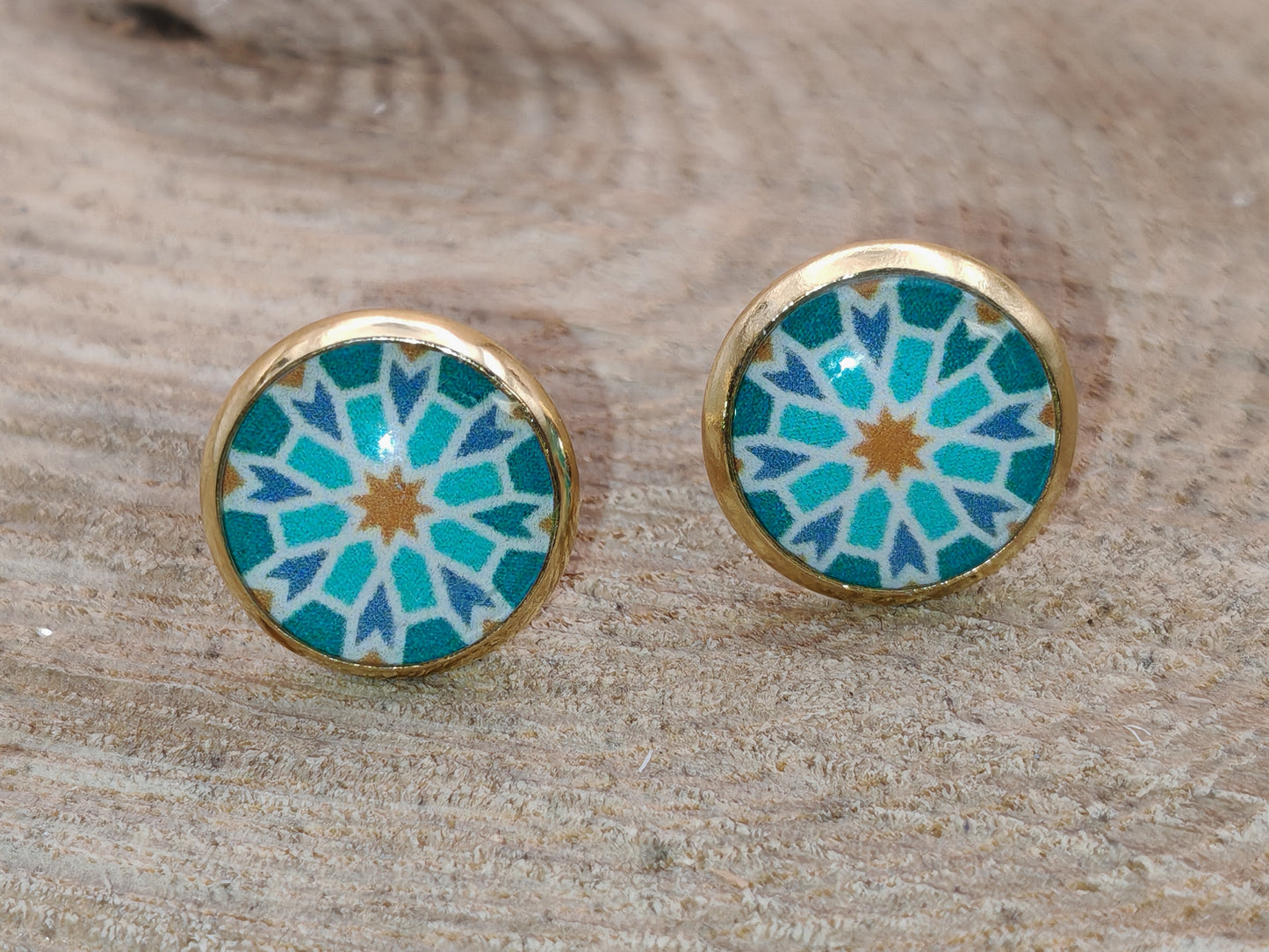 Clous cabochon de 10 mm – Rosace turquoise et orange