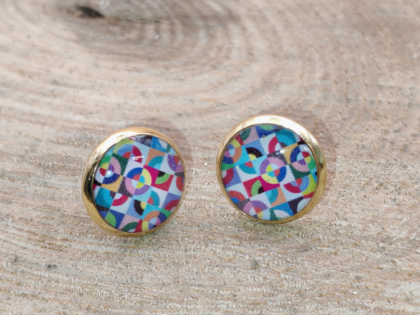 Clous cabochon de 10 mm – Géométrie colorée