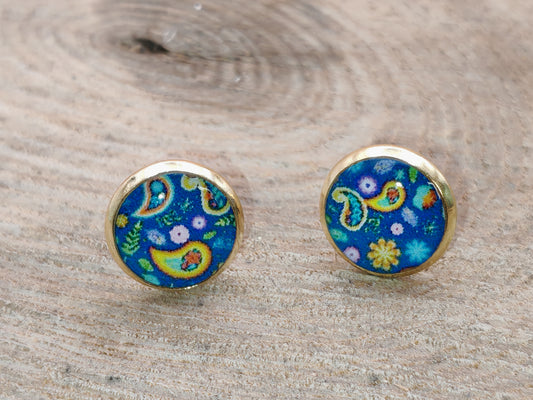 Clous cabochon de 10 mm – Paisley lumineux sur bleu intense