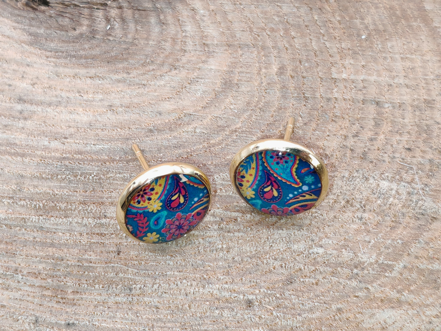 Clous cabochon de 10 mm – Paisley floral aux couleurs vibrantes