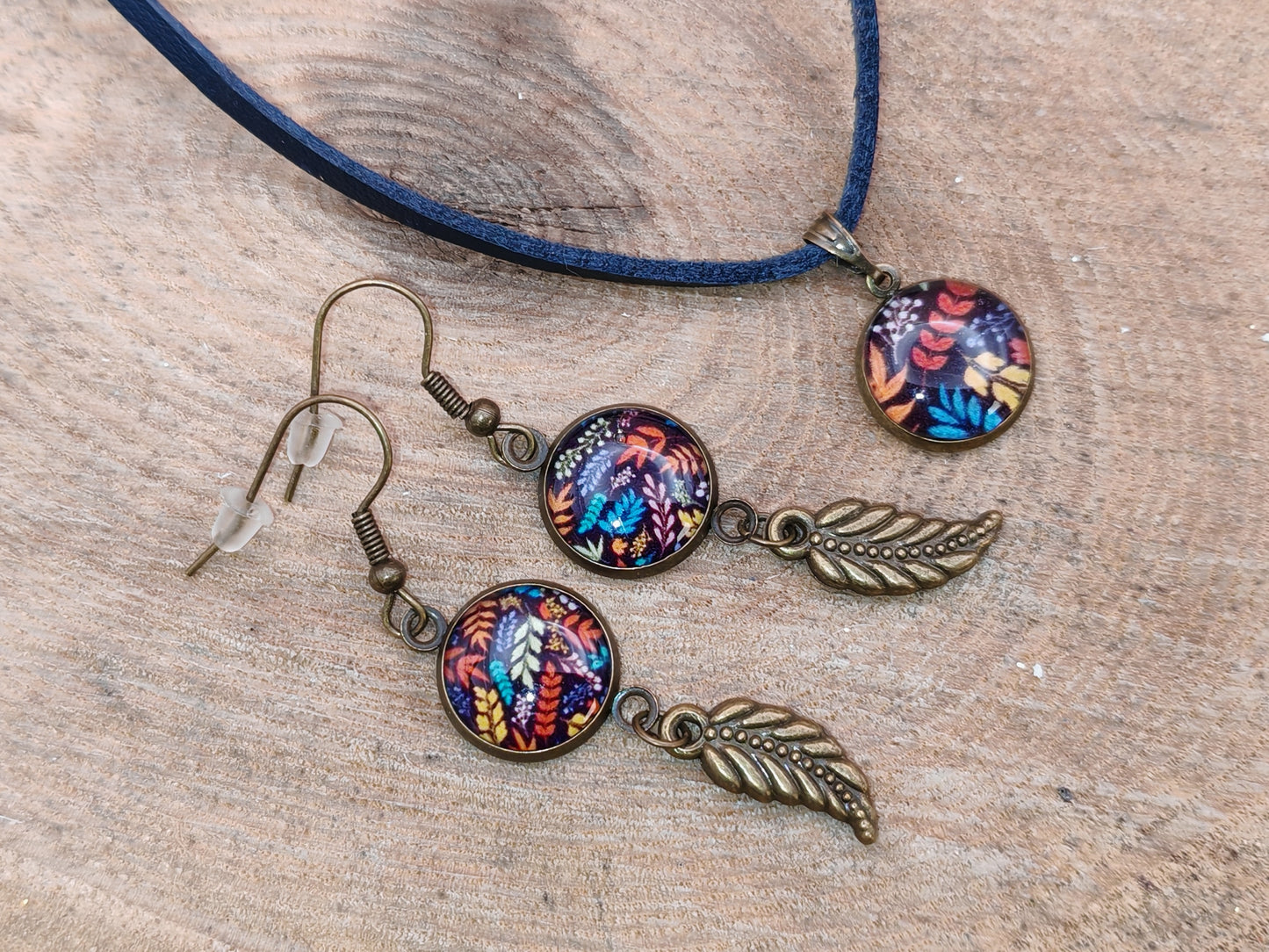 Ensemble pendentif + boucles d’oreilles – Clairière flamboyante