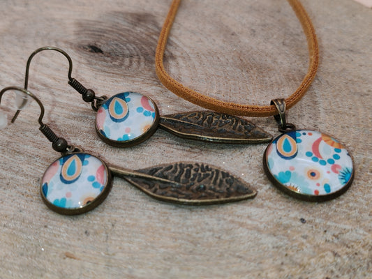 Ensemble pendentif + boucles d'oreilles - Fleurs de rêve et feuille d'ambre