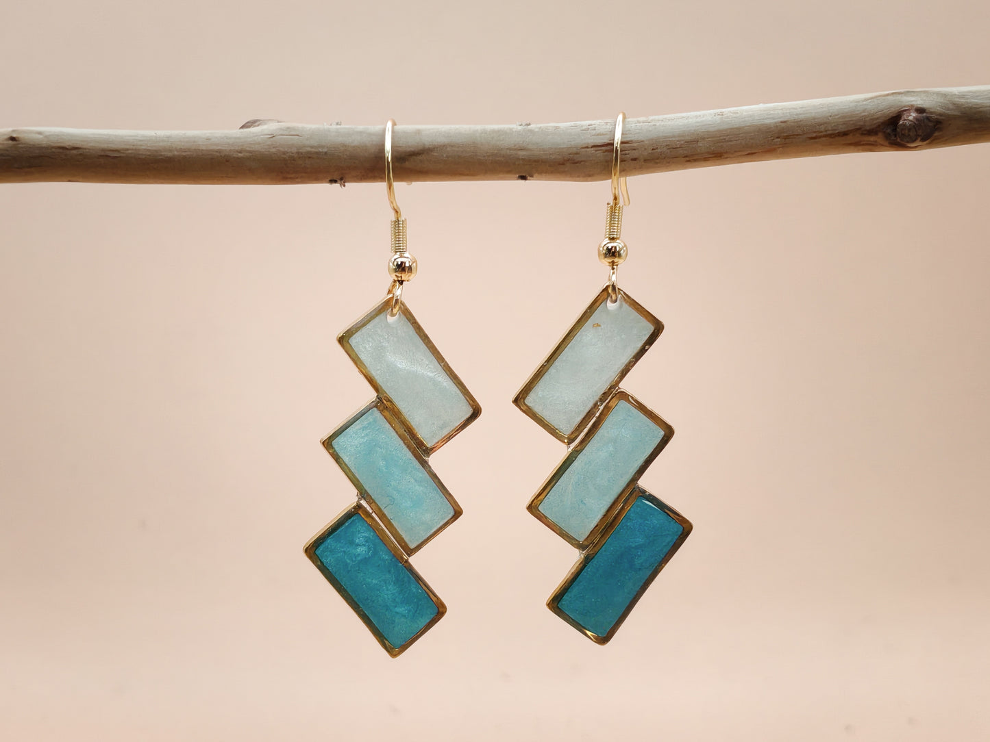 Boucles d’oreilles – Rectangles en cascade bleu dégradé