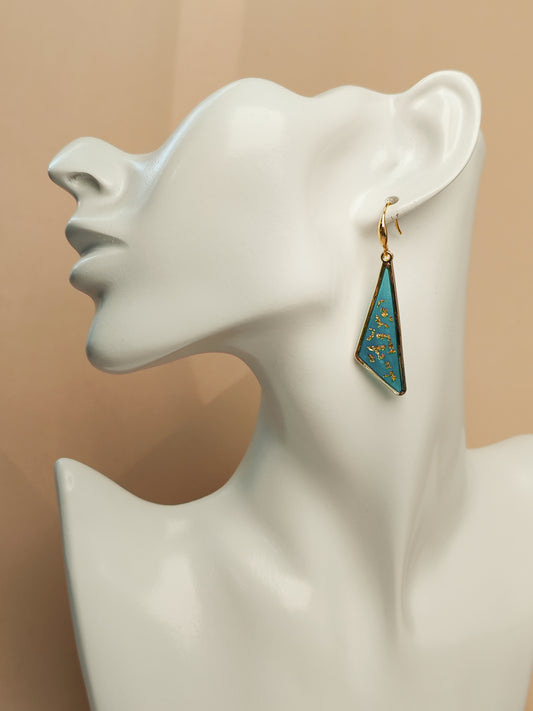 Boucles d’oreilles – Triangles bleu turquoise éclats dorés