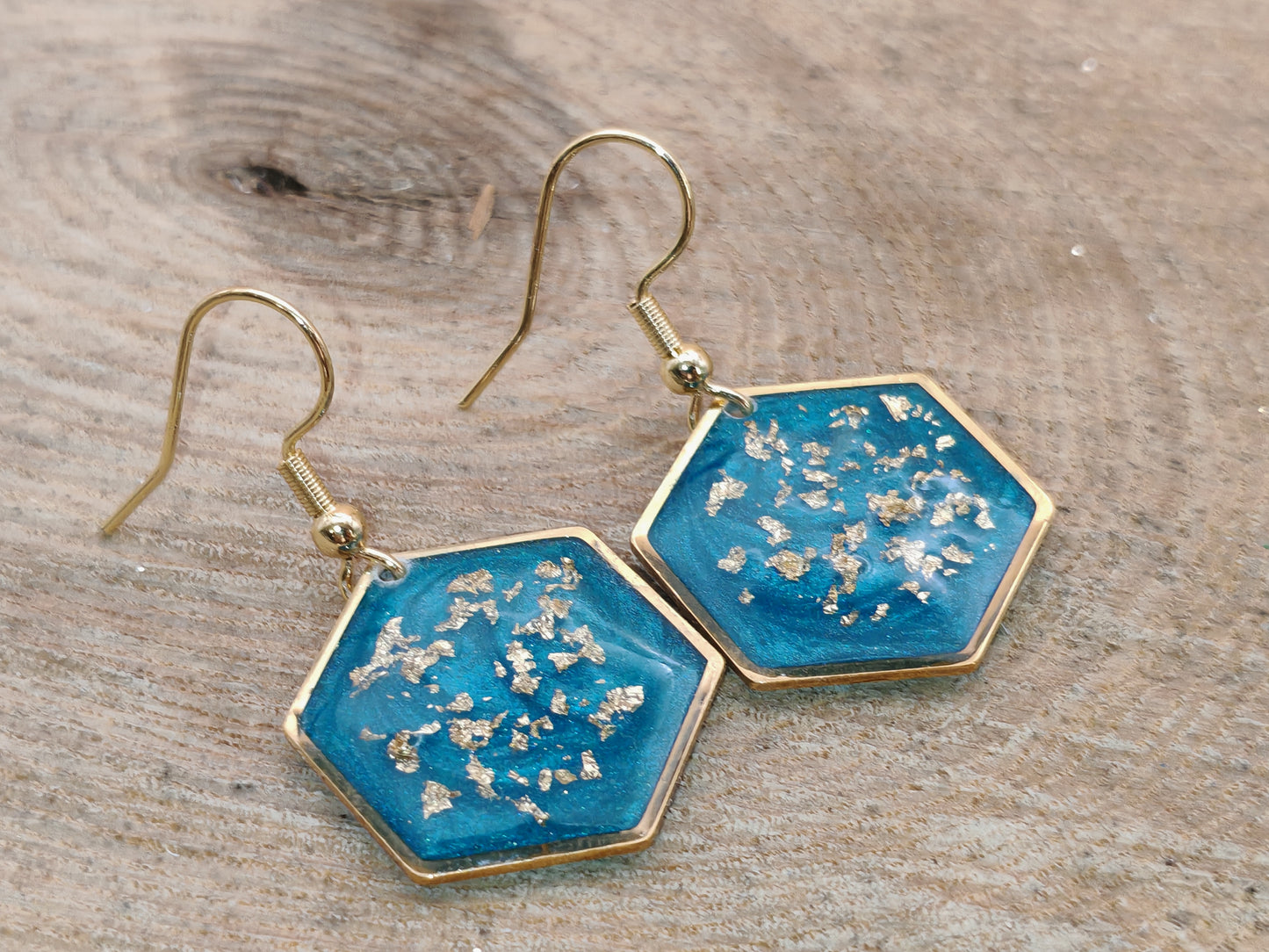 Boucles d’oreilles – Hexagones lumineux