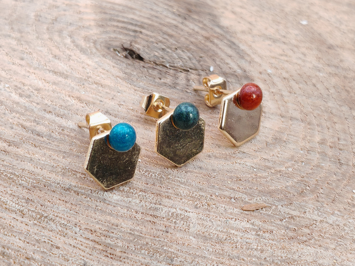 Clous d’oreilles – Éclats géométriques